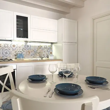 Corte Nizza Tatil Evi Taviano (Lecce)